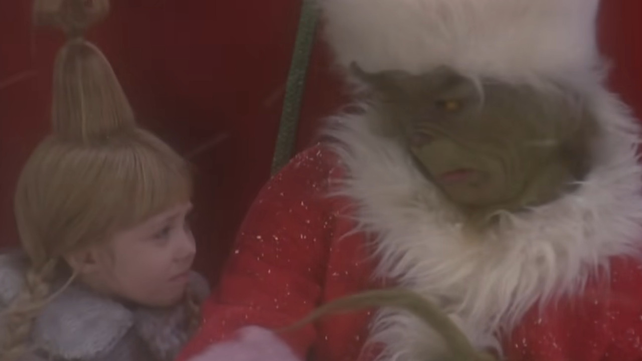 Grinch child co-star “always felt safe” around Jim Carrey